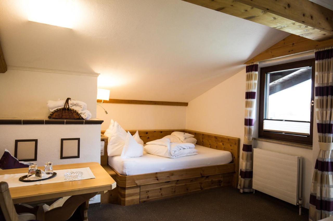 Landhaus Schnoeller Tannheim Exterior photo